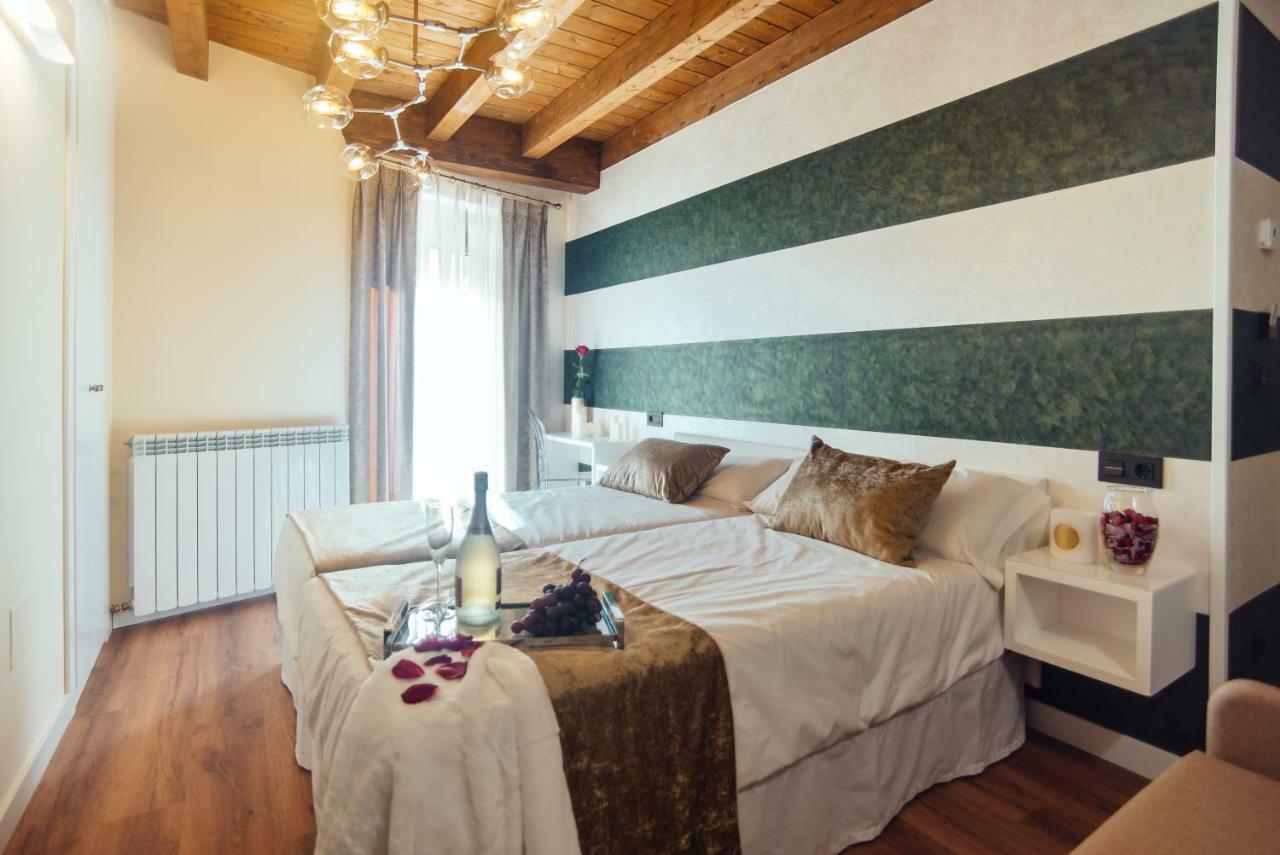 Hotel Rural Pinares De Soria Molinos de Duero Exterior photo